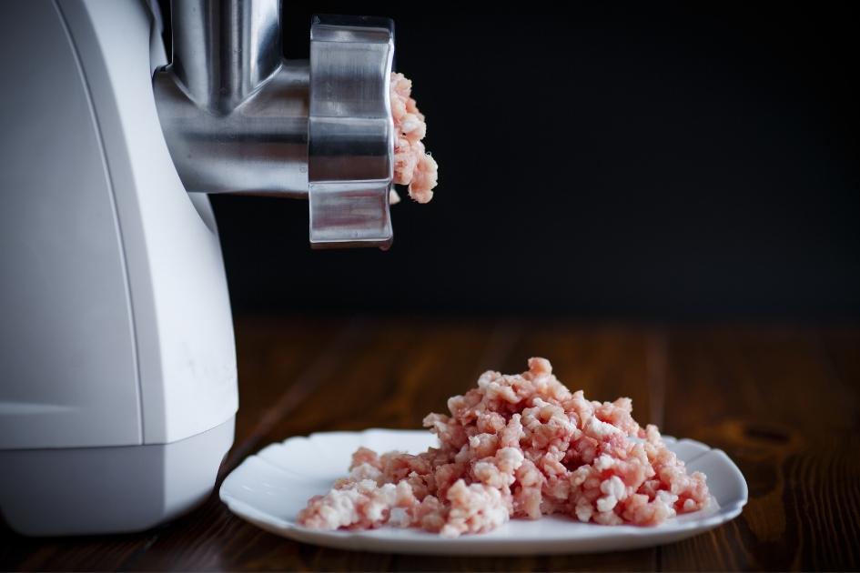 7 Best Meat Grinders for Deer Reviews and Guide